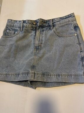 Princess Polly Classic Light Blue Denim Skort